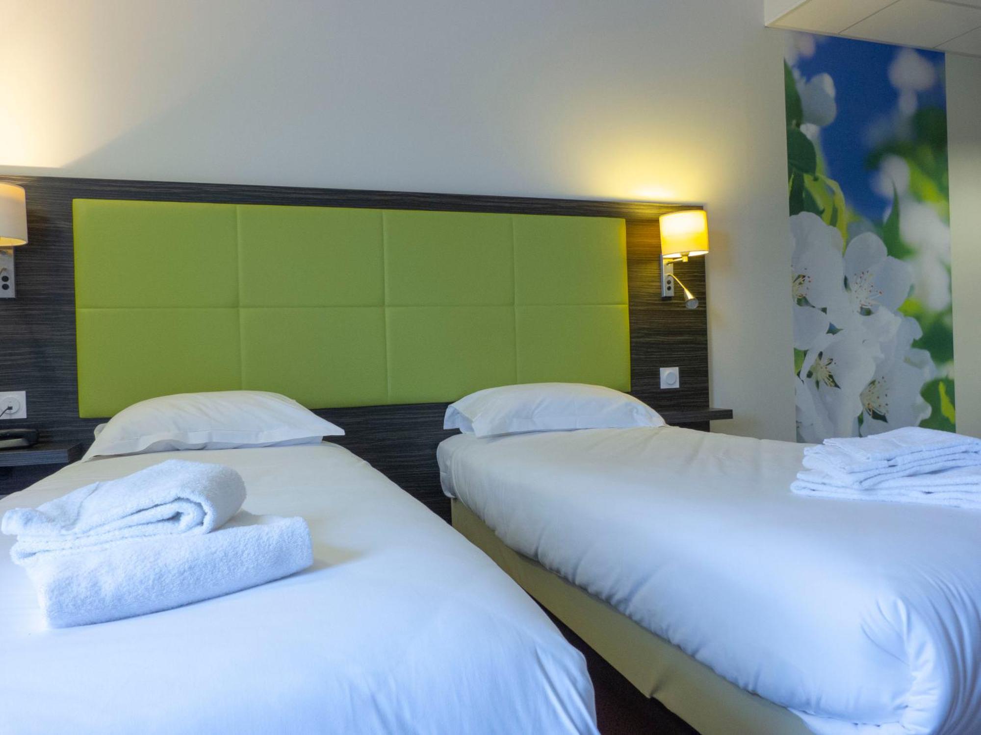 Hotel La Verriaire - The Originals La Verrie Экстерьер фото